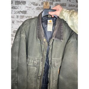Carhartt | mens vintage green chore coat as is